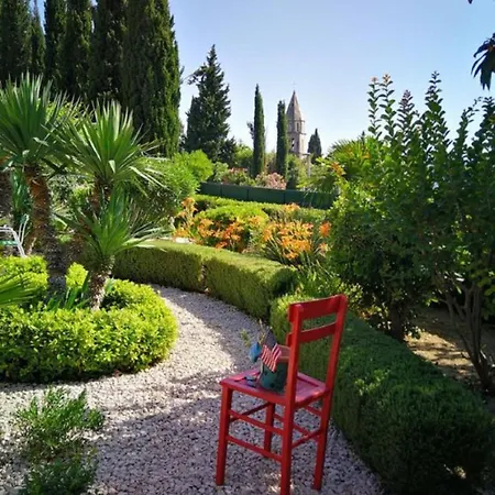 Silverija - Garden And Parking *
